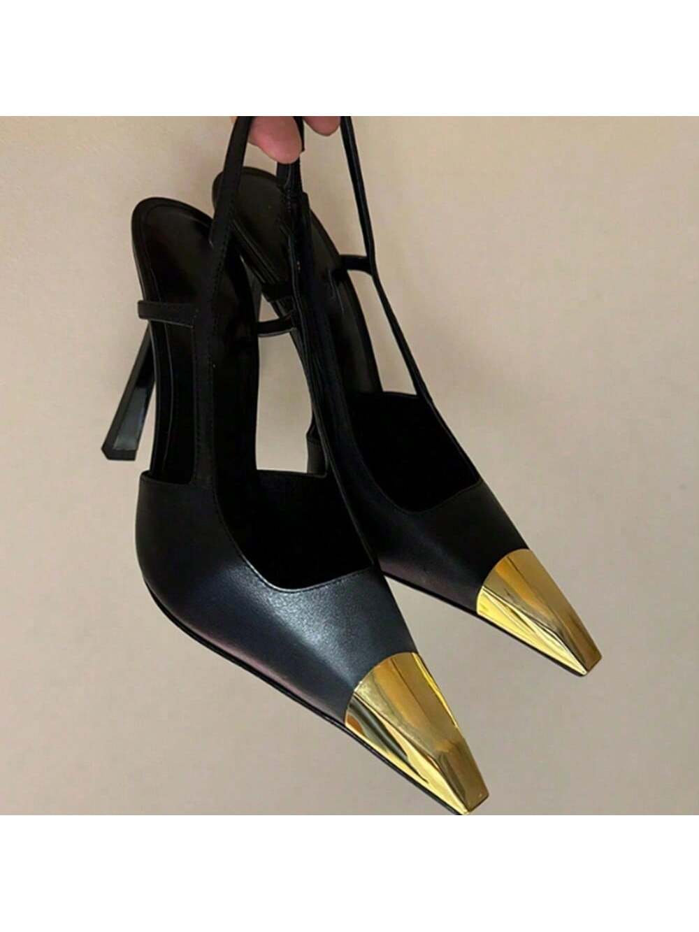 High Heels 2024 Autumn New Patent Leather Metal Pointed Stiletto Heel Closed Toe Temperament Back Empty Single Shoes Black Patent Leather 7cm